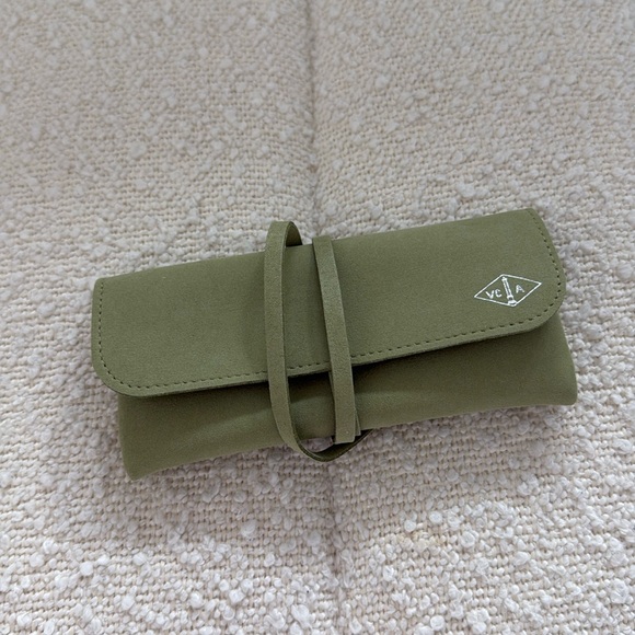 Van Cleef & Arpels cleaning kit - Picture 3 of 10